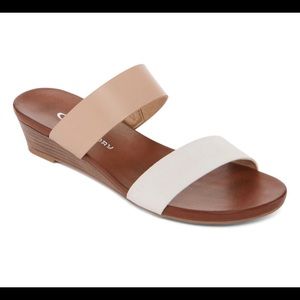 NEW! CL By Laundry Admired Wedge Slip-On Sandals